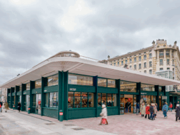 Marktraum am Naschmarkt Wien moderne Architektur Holz Glas